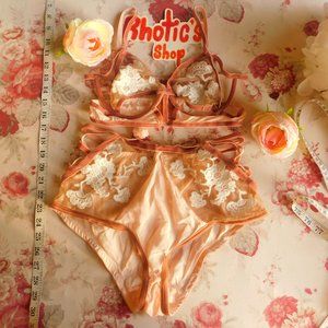 SET Darla Underwire Bra/ High Waisted Panty FLAWED
